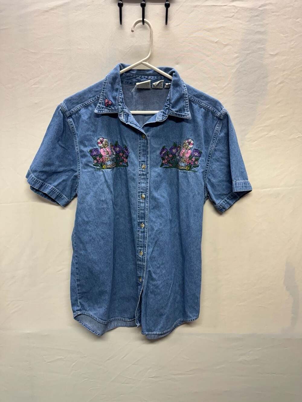 Quizz Again Vintage Embroidered Floral Denim Button-Up Shirt